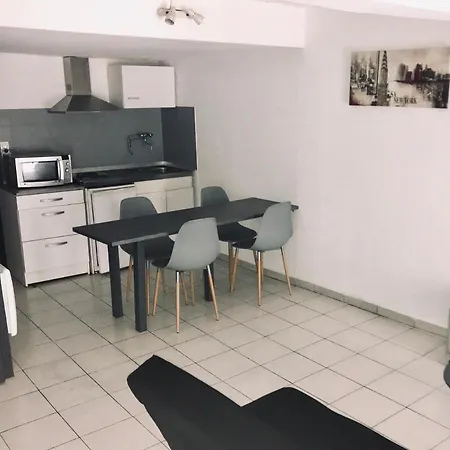 Chez Florian Apartment *